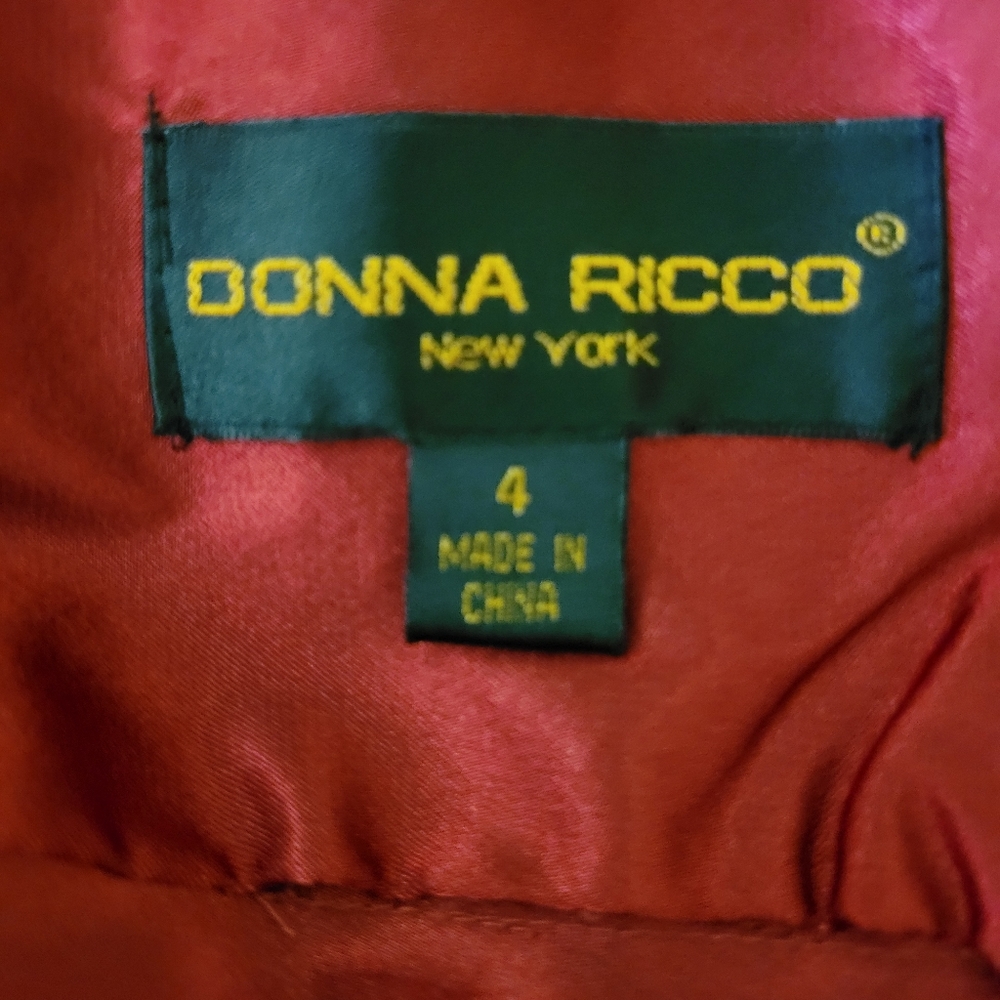 Donna Ricco - Picture 3 of 3